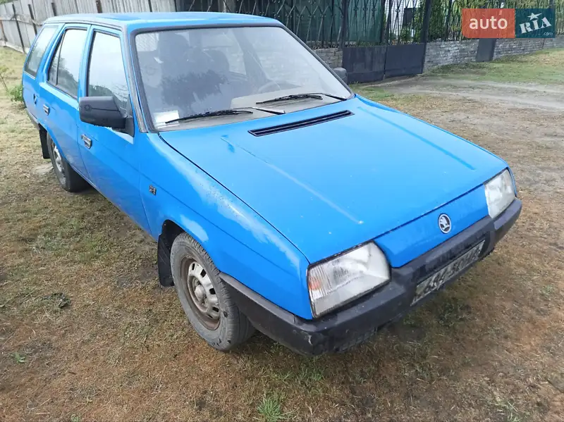 Skoda Favorit
