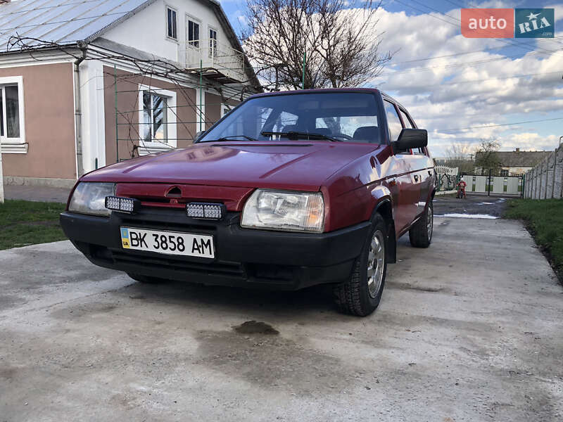 Хэтчбек Skoda Favorit 1990 в Дубно