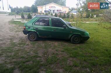 Хетчбек Skoda Favorit 1992 в 