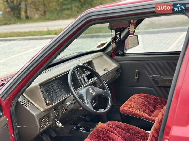 Хэтчбек Skoda Favorit 1994 в Виннице