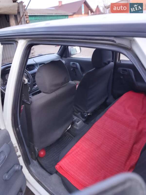 Хетчбек Skoda Felicia 1996 в Рокитному