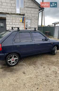 Хэтчбек Skoda Felicia 1996 в 