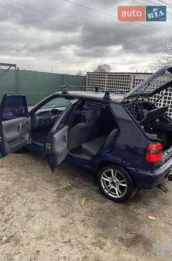 Хэтчбек Skoda Felicia 1996 в 