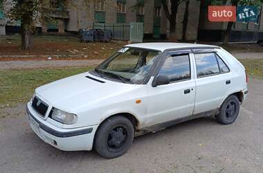 Хэтчбек Skoda Felicia 1998 в  фото 7 Хэтчбек Skoda Felicia 1998 в