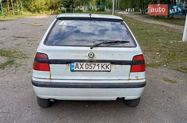 Хэтчбек Skoda Felicia 1998 в  фото 12 Хэтчбек Skoda Felicia 1998 в