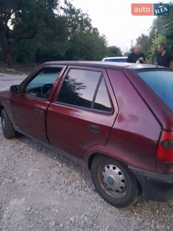 Хэтчбек Skoda Felicia 1997 в Каменском фото 2 Хэтчбек Skoda Felicia 1997 в Каменском