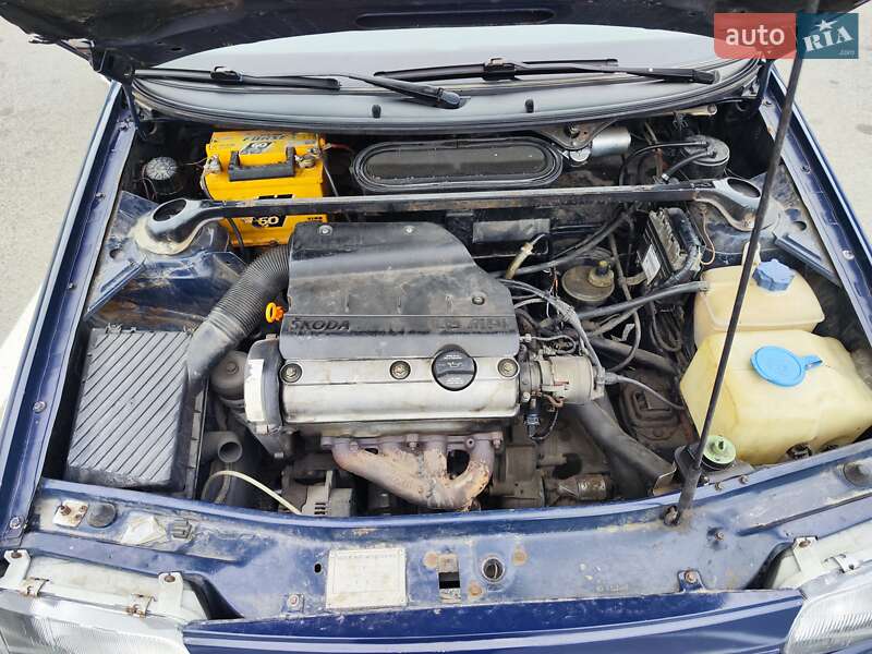 Хэтчбек Skoda Felicia 1997 в Днепре