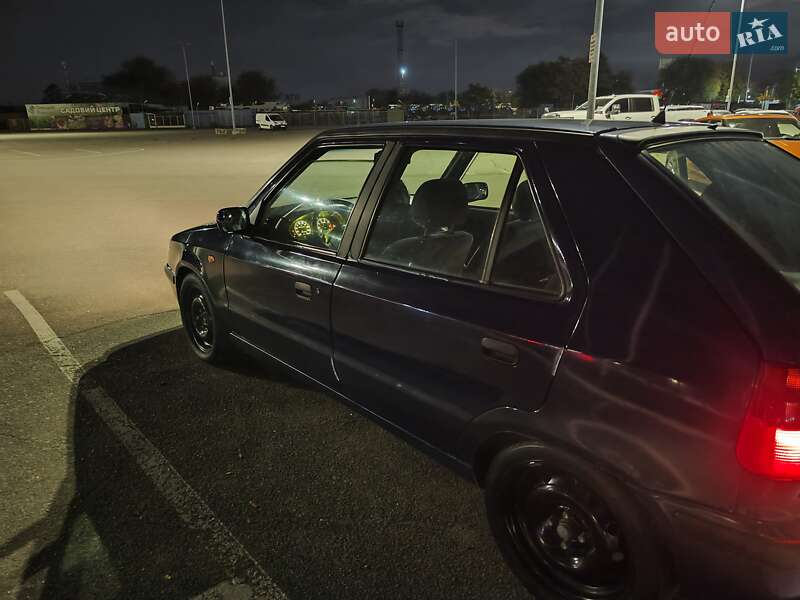 Хэтчбек Skoda Felicia 1997 в Днепре