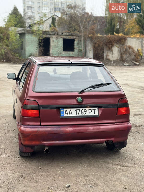 Хетчбек Skoda Felicia 1997 в Києві