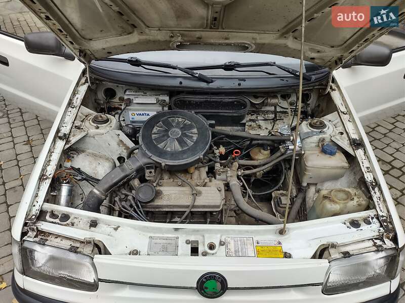 Хэтчбек Skoda Felicia 1995 в Киеве фото 5 Хэтчбек Skoda Felicia 1995 в Киеве