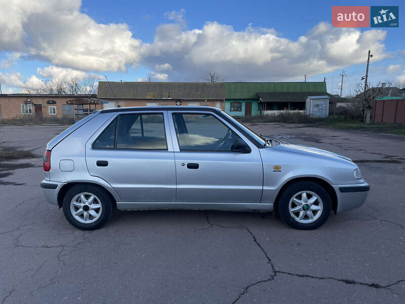 Хэтчбек Skoda Felicia 1999 в Прилуках