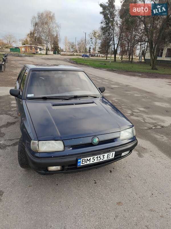 Хэтчбек Skoda Felicia 1995 в Ромнах