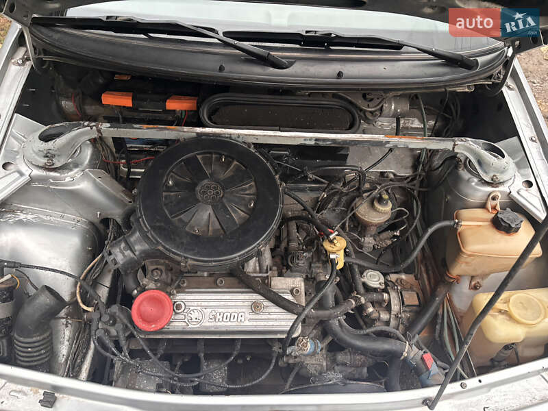 Хэтчбек Skoda Felicia 1996 в Каменском фото 18 Хэтчбек Skoda Felicia 1996 в Каменском