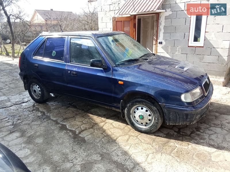 Хэтчбек Skoda Felicia 1999 в Буске