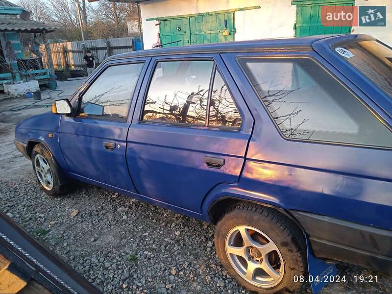 Універсал Skoda Forman 1994 в Шполі фото 5 Універсал Skoda Forman 1994 в Шполі