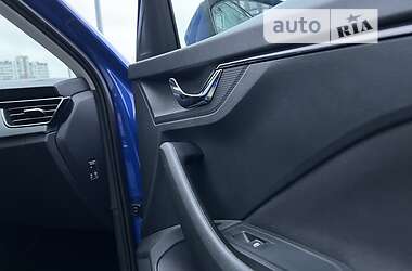 Внедорожник / Кроссовер Skoda Kamiq 2021 в 