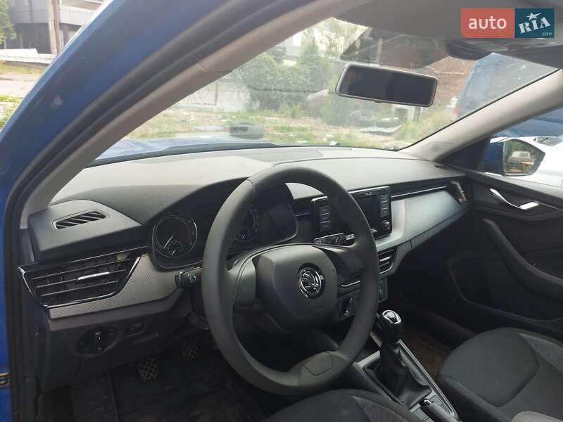 Внедорожник / Кроссовер Skoda Kamiq 2021 в Ужгороде