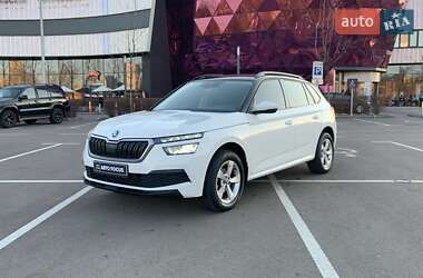 Внедорожник / Кроссовер Skoda Kamiq 2020 в Киеве