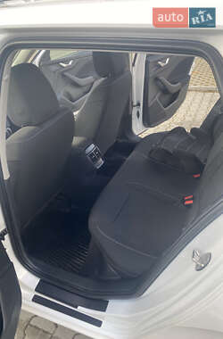 Внедорожник / Кроссовер Skoda Kamiq 2023 в Долинской