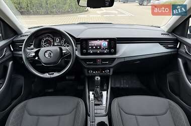 Внедорожник / Кроссовер Skoda Kamiq 2021 в 