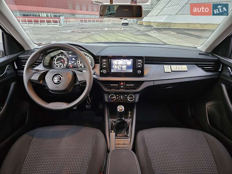 Внедорожник / Кроссовер Skoda Kamiq 2021 в Днепре