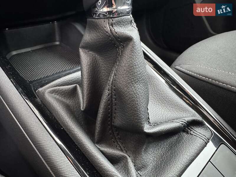 Внедорожник / Кроссовер Skoda Kamiq 2022 в Киеве