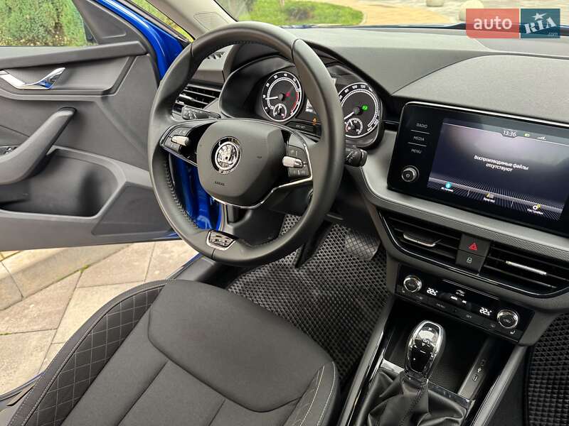 Внедорожник / Кроссовер Skoda Kamiq 2022 в Киеве