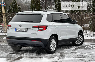 Внедорожник / Кроссовер Skoda Karoq 2018 в 