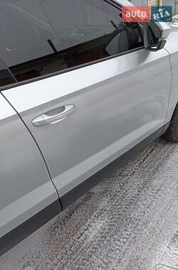 Позашляховик / Кросовер Skoda Karoq 2021 в Славуті