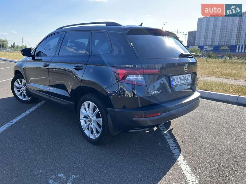 Внедорожник / Кроссовер Skoda Karoq 2019 в 