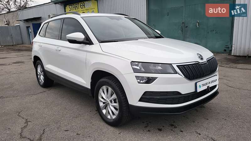 Внедорожник / Кроссовер Skoda Karoq 2021 в Киеве