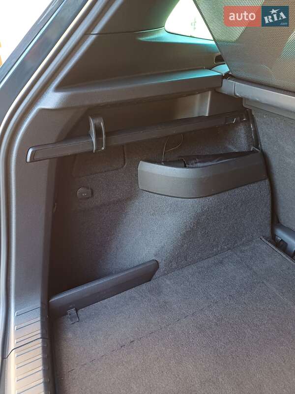 Позашляховик / Кросовер Skoda Karoq 2020 в Ужгороді