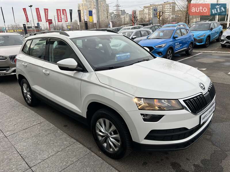 Позашляховик / Кросовер Skoda Karoq 2021 в Києві
