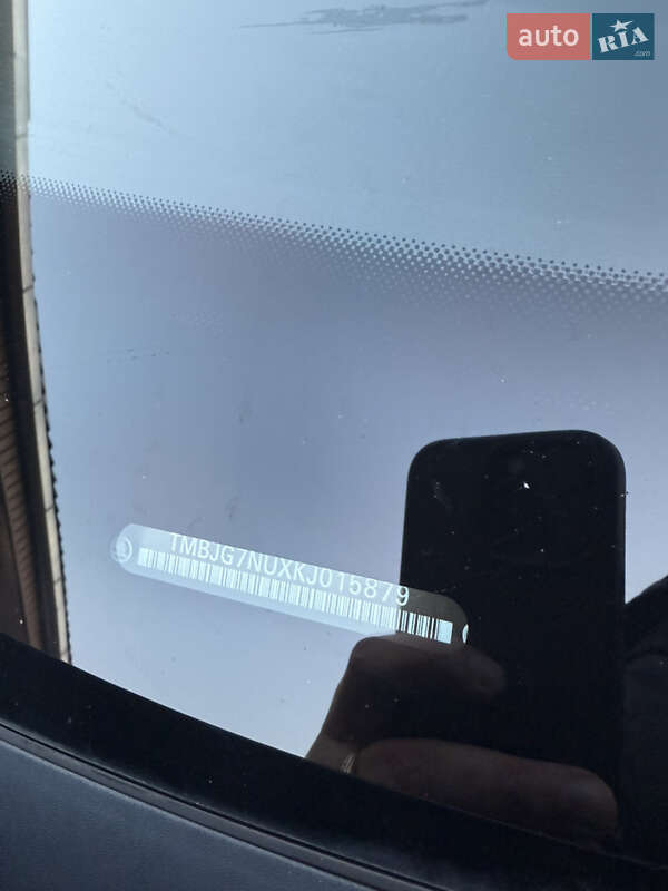 Внедорожник / Кроссовер Skoda Karoq 2019 в Кропивницком