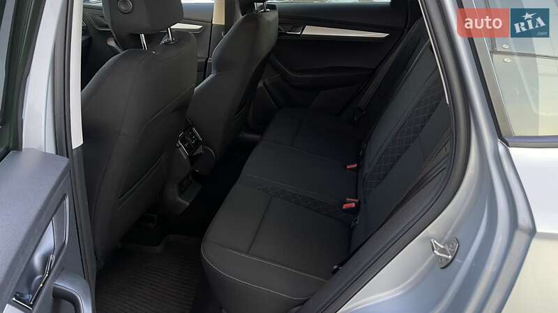 Позашляховик / Кросовер Skoda Karoq 2020 в Києві