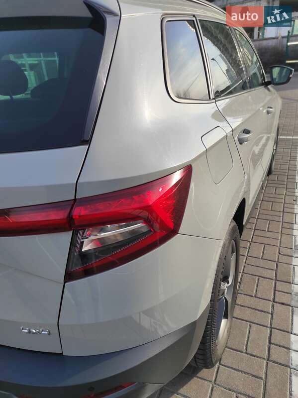 Позашляховик / Кросовер Skoda Karoq 2018 в Києві