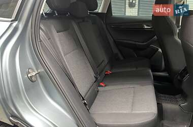 Позашляховик / Кросовер Skoda Karoq 2020 в 