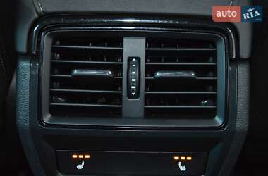 Внедорожник / Кроссовер Skoda Karoq 2020 в 