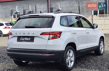 Внедорожник / Кроссовер Skoda Karoq 2021 в 