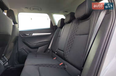 Внедорожник / Кроссовер Skoda Karoq 2021 в 