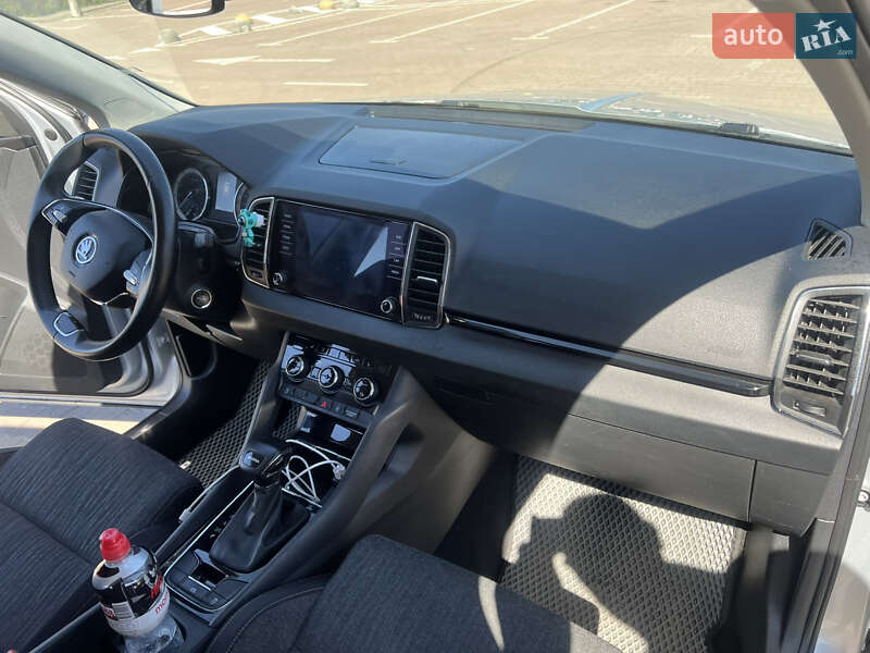Позашляховик / Кросовер Skoda Karoq 2021 в Києві