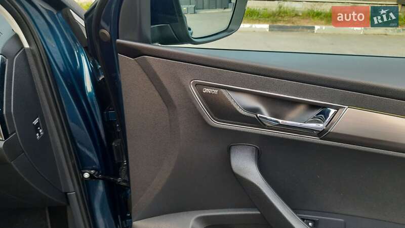 Внедорожник / Кроссовер Skoda Karoq 2018 в Харькове