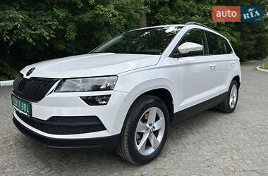 Внедорожник / Кроссовер Skoda Karoq 2020 в 