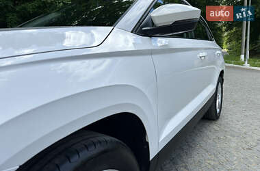 Внедорожник / Кроссовер Skoda Karoq 2020 в 