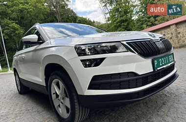 Внедорожник / Кроссовер Skoda Karoq 2020 в 