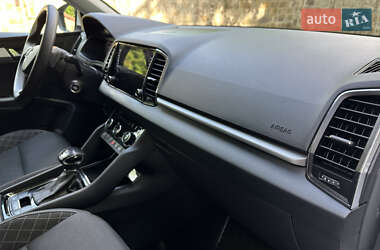 Внедорожник / Кроссовер Skoda Karoq 2020 в 