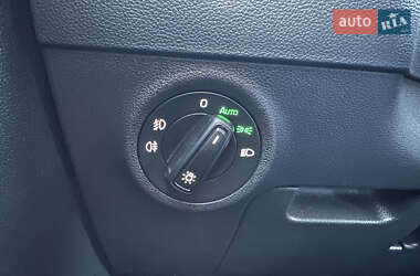 Внедорожник / Кроссовер Skoda Karoq 2020 в 