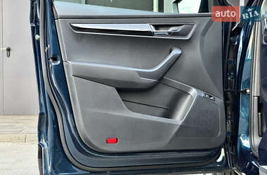 Внедорожник / Кроссовер Skoda Karoq 2021 в 