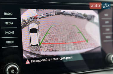 Внедорожник / Кроссовер Skoda Karoq 2019 в 