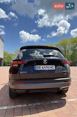 Внедорожник / Кроссовер Skoda Karoq 2017 в 